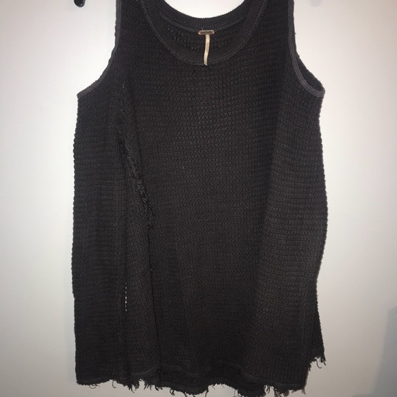 Free People cut out shoulder sweater - Picture 3 of 4